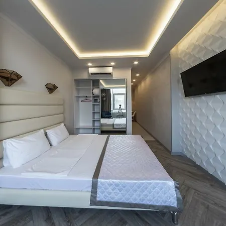 Gagarin Studio Apt *